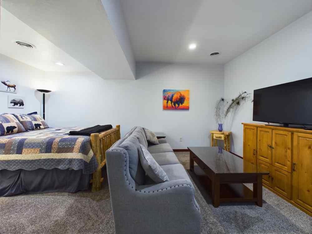 Eycat Lodging Company Guest House Wapiti Dış mekan fotoğraf
